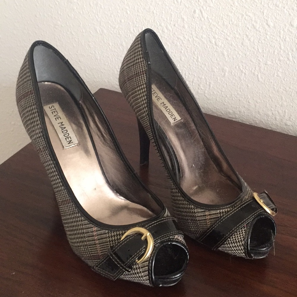 Steve Madden pumps